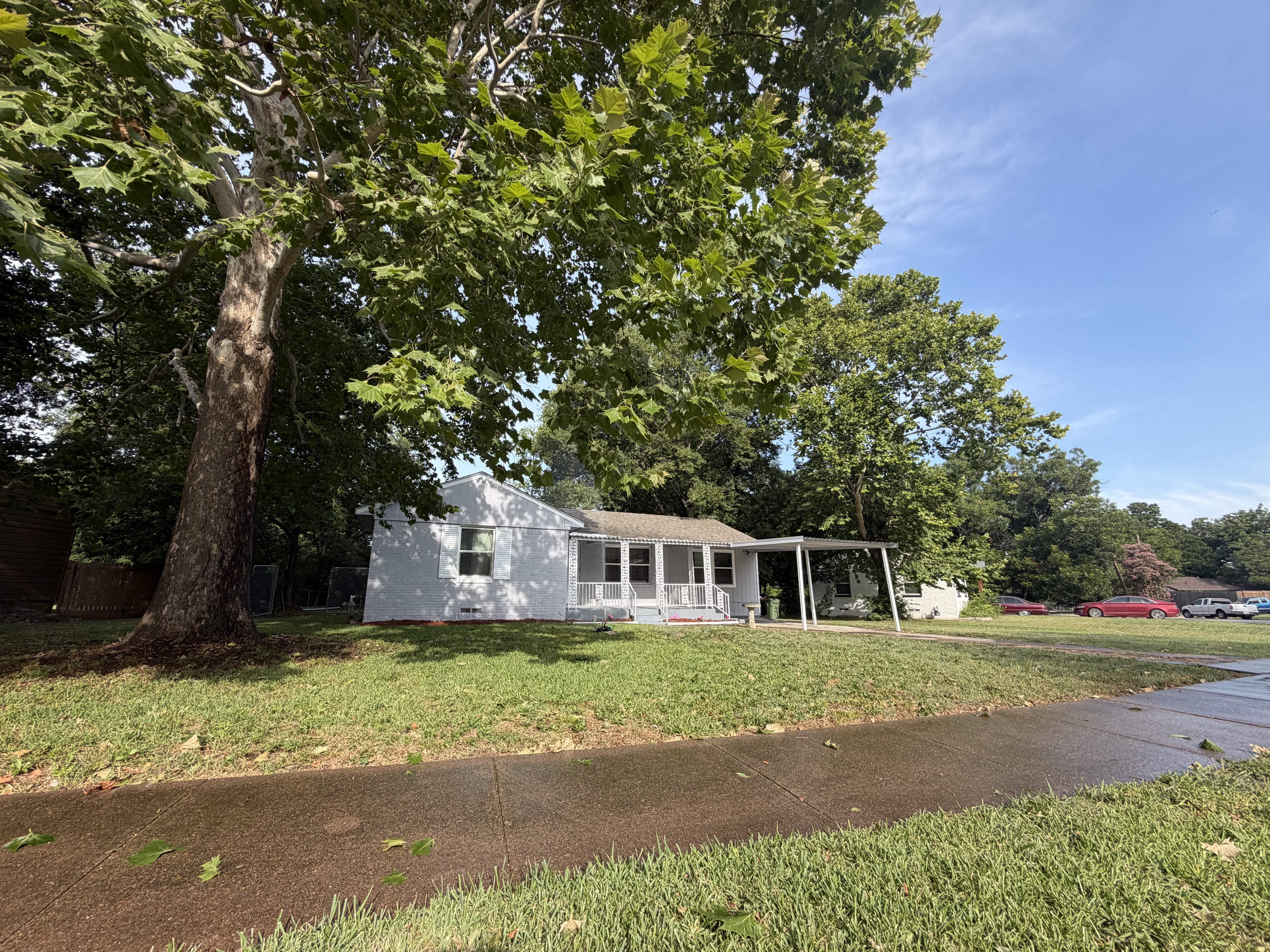Property main image