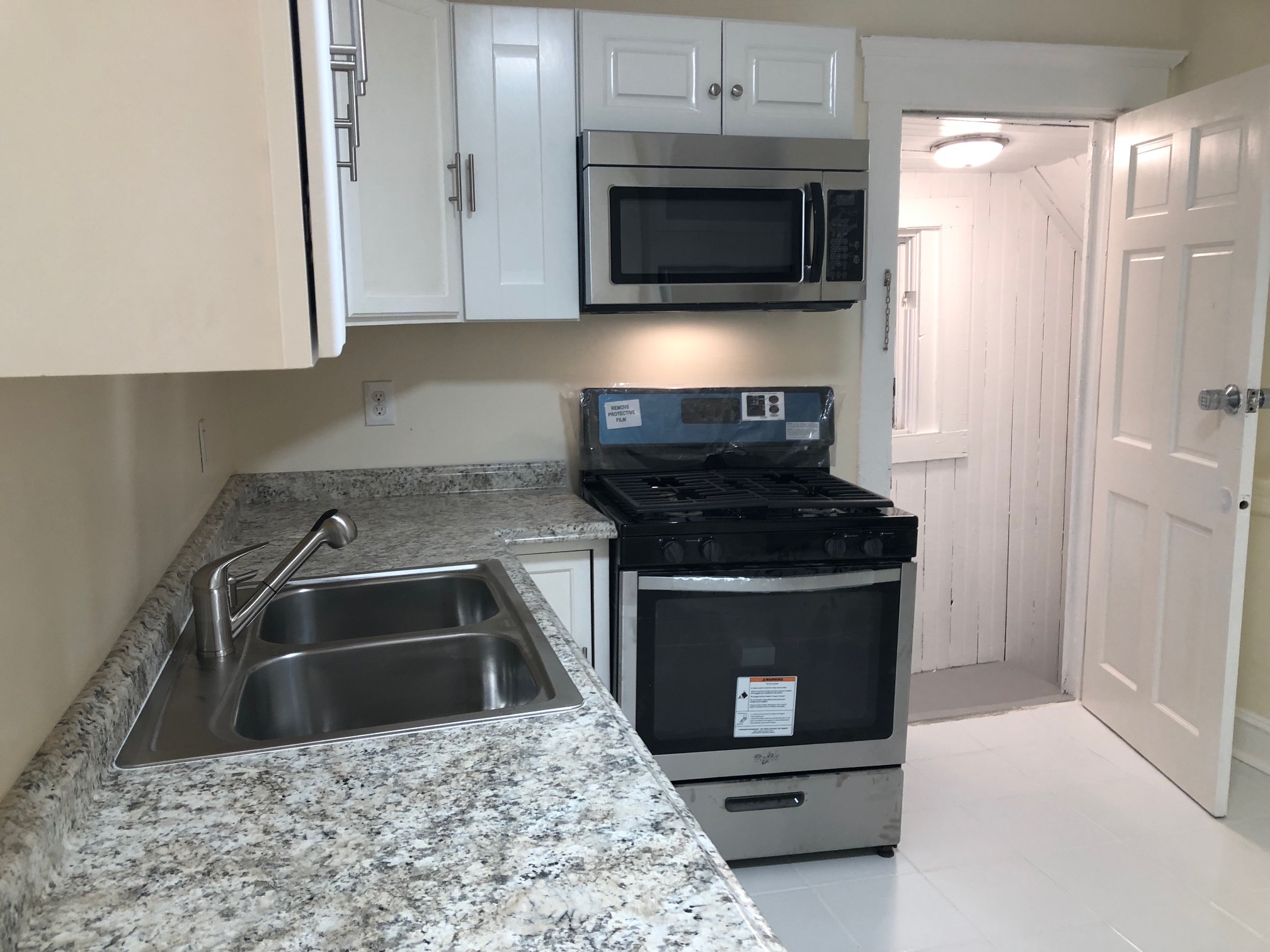 86 Adeline St - 3